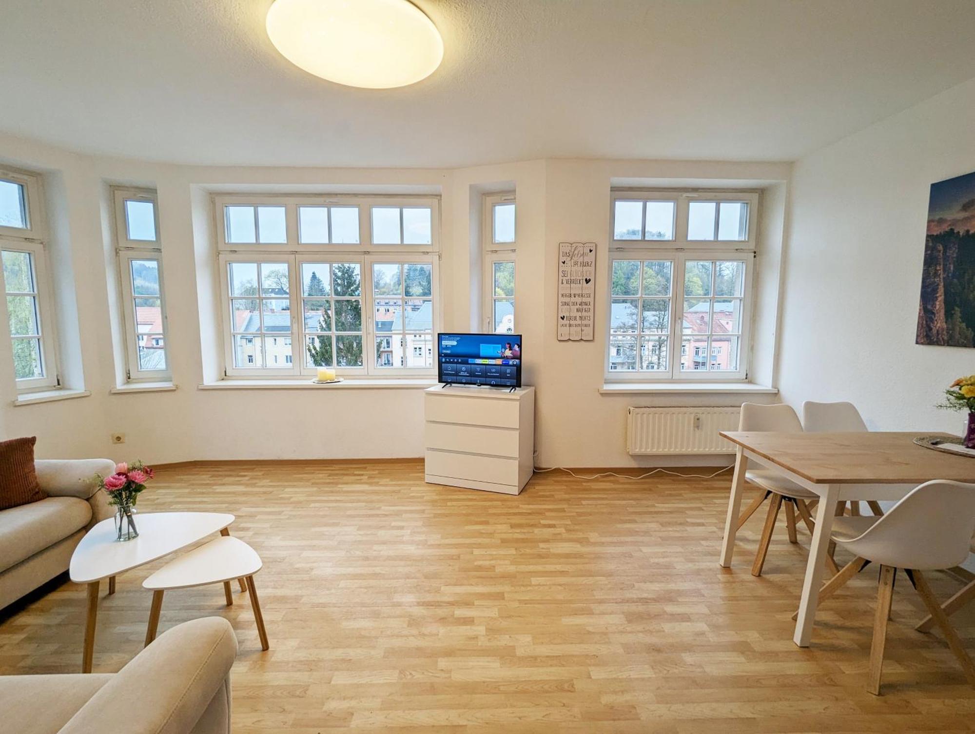 Hw3 - Urlaubsmagie - Helle, Grosse Wohnung Mit Pool Sebnitz Εξωτερικό φωτογραφία